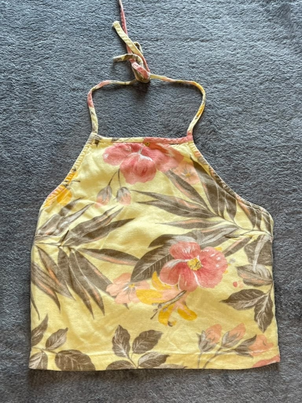 Hollister Women's Yellow Floral Cropped Halter Top Size M